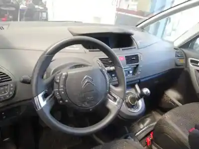 Veículo de Sucata citroen c4 picasso 1.6 hdi fap do ano 2013 alimentado 9hr/9h05