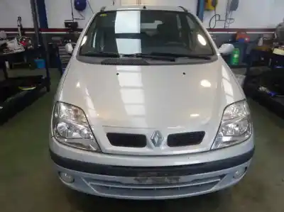 Scrapping Vehicle RENAULT SCENIC (JA..) 1.6 16V Fairway of the year 2000 powered K4M A7