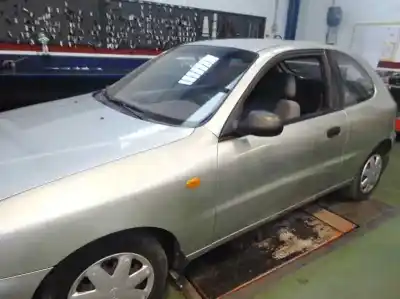 Véhicule à la ferraille daewoo lanos 1.5 cat de l'année 2003 alimenté a15sms