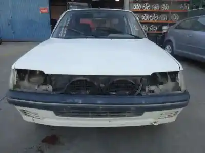 Veículo de Sucata PEUGEOT 205 BERLINA 1.8 Diesel do ano 1996 alimentado A9A
