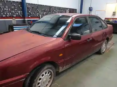 Veicolo di demolizione volkswagen passat berlina (3a2) cl dell'anno 1996 alimentato afn