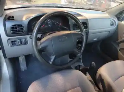 Veículo de Sucata kia rio 1.3 cat do ano 2001 alimentado a3e