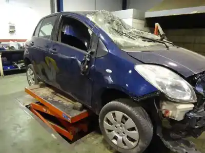 Veículo de Sucata toyota yaris 1.0 cat do ano 2010 alimentado 1kr