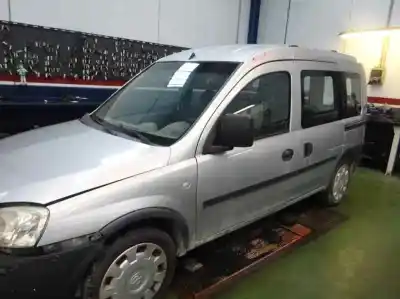 Veículo de Sucata opel combo 1.3 16v cdti do ano 2007 alimentado z13dtj