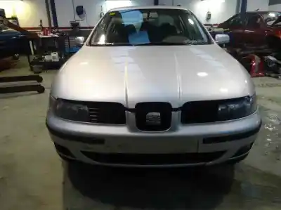 Vehículo de desguace SEAT TOLEDO (1M2) 1.6 16V del año 2000 con motor AUS