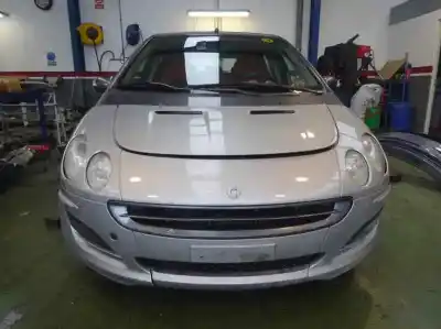 Здавання транспортного засобу SMART FORFOUR Básico (70kW) року 2004 потужний M135930