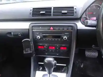 Veículo de Sucata audi a4 avant (8e) 2.0 tdi do ano 2006 alimentado bre