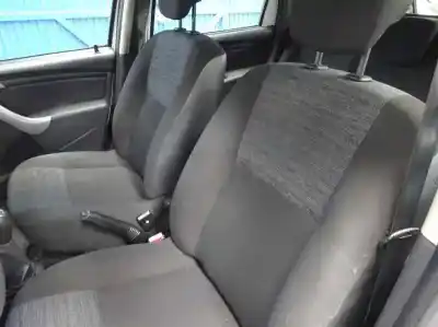 Scrapping Vehicle dacia duster (hs_) 1.6 16v of the year 2011 powered km4 f6