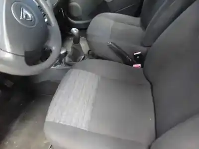 Scrapping Vehicle dacia duster (hs_) 1.6 16v of the year 2011 powered km4 f6