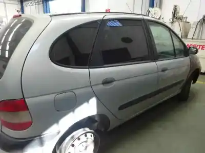 Scrapping Vehicle renault scenic (ja..) 1.9 d rt of the year 2002 powered f9q a7