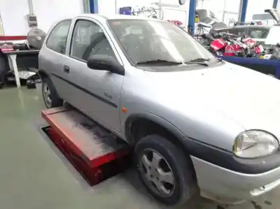 Sloopvoertuig opel corsa b 1.2 16v cat (x 12 xe / lw4) van het jaar 1999 aangedreven x12xe