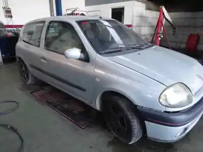 Здавання транспортного засобу renault clio ii fase i (b/cbo) 1.6 initiale (b/cbod) 90 cv / 66 kw року 1998 потужний k7m
