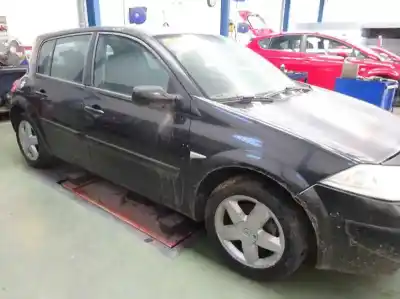 Sloopvoertuig renault megane ii berlina 5p 1.6 16v van het jaar 2007 aangedreven k4m d8