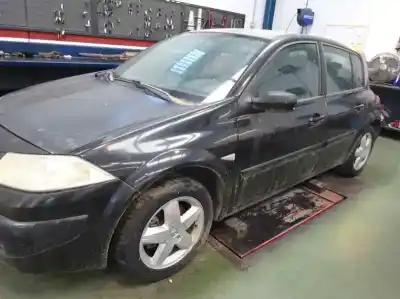 Sloopvoertuig renault megane ii berlina 5p 1.6 16v van het jaar 2007 aangedreven k4m d8