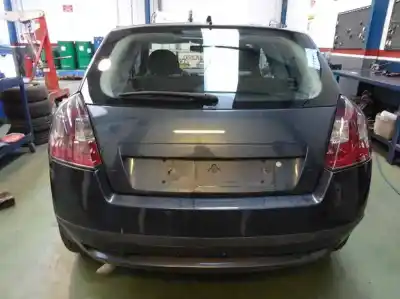 Veículo de Sucata fiat stilo multi wagon (192) 1.6 16v do ano 2002 alimentado 182b6000