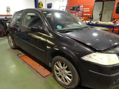 Veículo de Sucata renault megane ii berlina 5p 1.4 16v do ano 2008 alimentado k4j d7