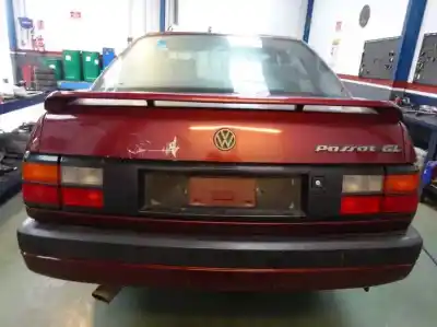 Sloopvoertuig volkswagen passat berlina (3a2) 2.0 van het jaar 1993 aangedreven 2e