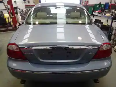 Veículo de Sucata jaguar s-type 2.7 v6 diesel classic do ano 2006 alimentado 7g