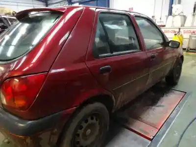 Veículo de Sucata ford fiesta (cbk) 1.3 cat do ano 2001 alimentado j4r