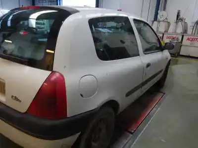 Здавання транспортного засобу renault clio ii fase i (b/cbo) 1.9 d alize року 1999 потужний f8q