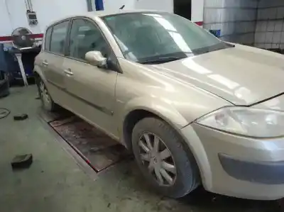 Veículo de Sucata renault megane ii berlina 5p 1.4 16v do ano 2006 alimentado k4j d7