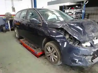Veículo de Sucata peugeot 308 active do ano 2017 alimentado bh0