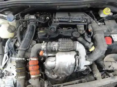 Veículo de Sucata peugeot 208 business line do ano 2017 alimentado bh02