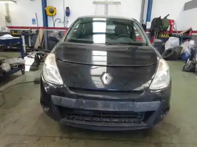 Veicolo di demolizione RENAULT CLIO III 1.5 dCi Diesel CAT 75 CV / 55 KW dell'anno 2012 alimentato K9K 6770
