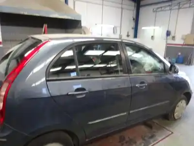 Veicolo di demolizione tata vista indica dell'anno 2013 alimentato 750e4000