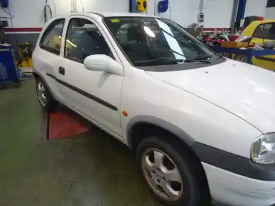 Veículo de Sucata opel corsa b 1.2 16v cat (x 12 xe / lw4) do ano 1999 alimentado x12xe