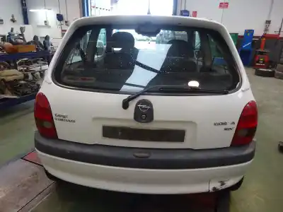 Veículo de Sucata opel corsa b 1.2 16v cat (x 12 xe / lw4) do ano 1999 alimentado x12xe