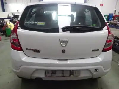 Veículo de Sucata dacia sandero 1.5 dci do ano 2009 alimentado k9k k792