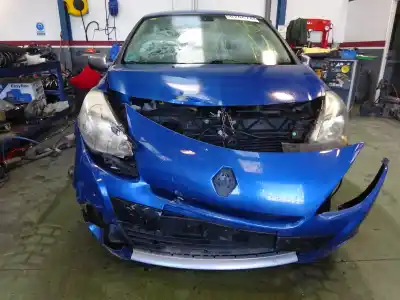 Veículo de Sucata RENAULT CLIO III 1.6 16V do ano 2012 alimentado K4M C801