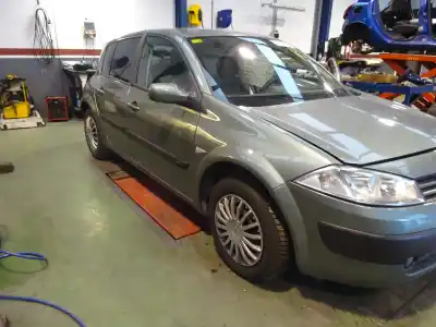Sloopvoertuig renault megane ii berlina 5p confort expression van het jaar 2004 aangedreven k9k d7