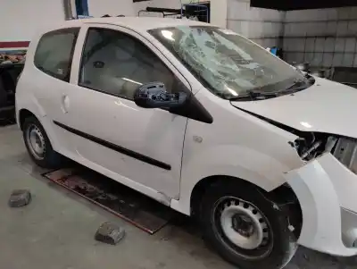 Veículo de Sucata renault twingo 1.5 dci diesel fap do ano 2011 alimentado k9k p820