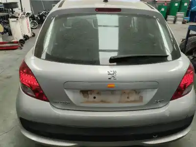 Veículo de Sucata peugeot 207 confort do ano 2009 alimentado 8hz