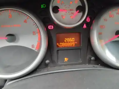 Veículo de Sucata peugeot 207 confort do ano 2009 alimentado 8hz