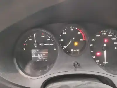 Scrapping Vehicle seat leon (1p1) 1.9 tdi of the year 2009 powered bxf