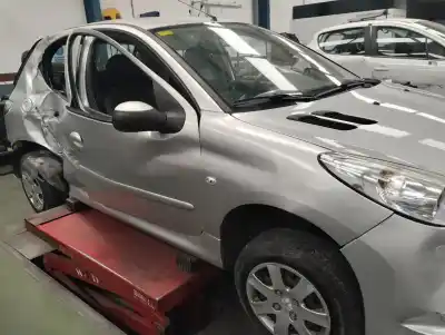 Veículo de Sucata peugeot 206 van 1.4 hdi do ano 2011 alimentado 8h01