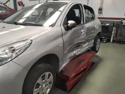 Veículo de Sucata peugeot 206 van 1.4 hdi do ano 2011 alimentado 8h01