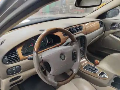 Scrapping Vehicle jaguar s-type 2.7 v6 diesel classic of the year 2006 powered 7g