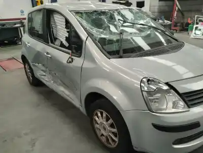 Здавання транспортного засобу renault modus 1.4 16v року 2005 потужний k4j g7