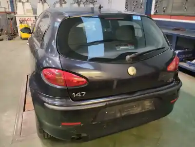 Veicolo di demolizione alfa romeo 147 (190) 1.9 jtd distinctive dell'anno 2004 alimentato 937a2000