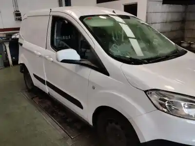 Veicolo di demolizione ford transit courier combi trend dell'anno 2018 alimentato xucd