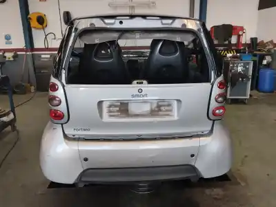 Veicolo di demolizione smart fortwo coupe 0.7 dell'anno 2006 alimentato m160910