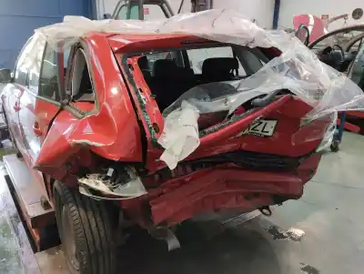 Veículo de Sucata skoda rapid ambition do ano 2014 alimentado cbz