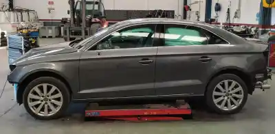 Véhicule à la ferraille audi a3 (8vk) 1.5 16v tsi act de l'année 2017 alimenté dad