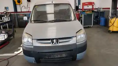 Véhicule à la ferraille PEUGEOT PARTNER (S2)  de l'année 2003 alimenté WJY