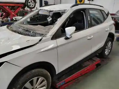 Vehicul casat seat arona style al anului 2022 alimentat dla