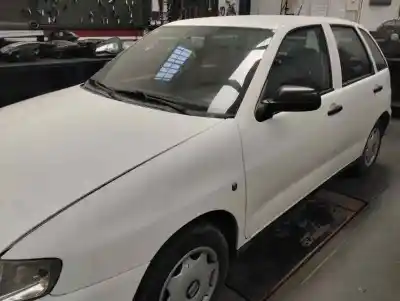 Verschrottungsfahrzeug seat ibiza (6k1) ibiza 6k des jahres 2000 angetrieben agp